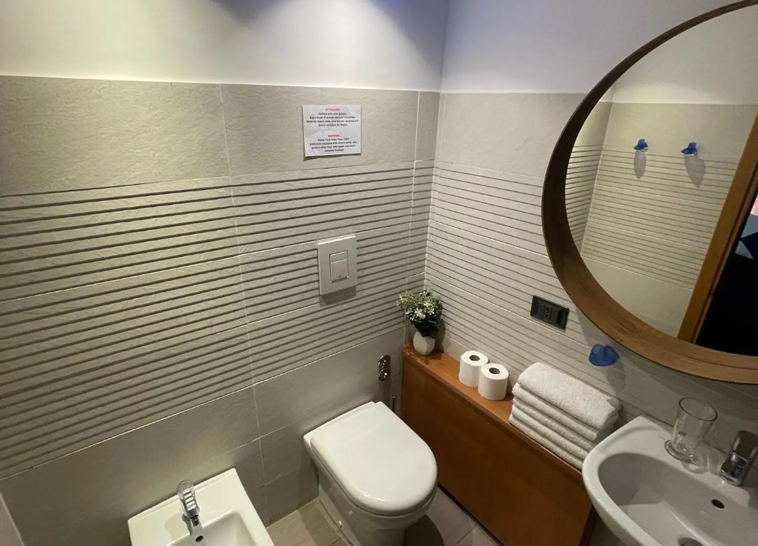 Lanova21 Bed & Breakfast Naples Italy