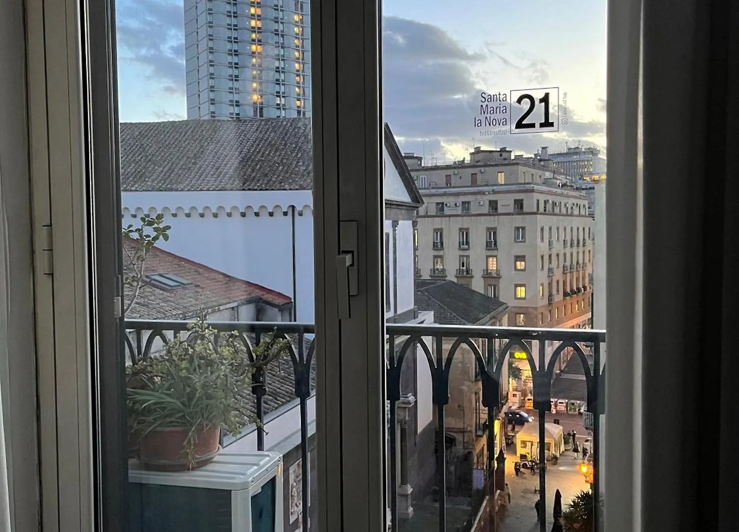 Lanova21 Bed & Breakfast Naples Italy
