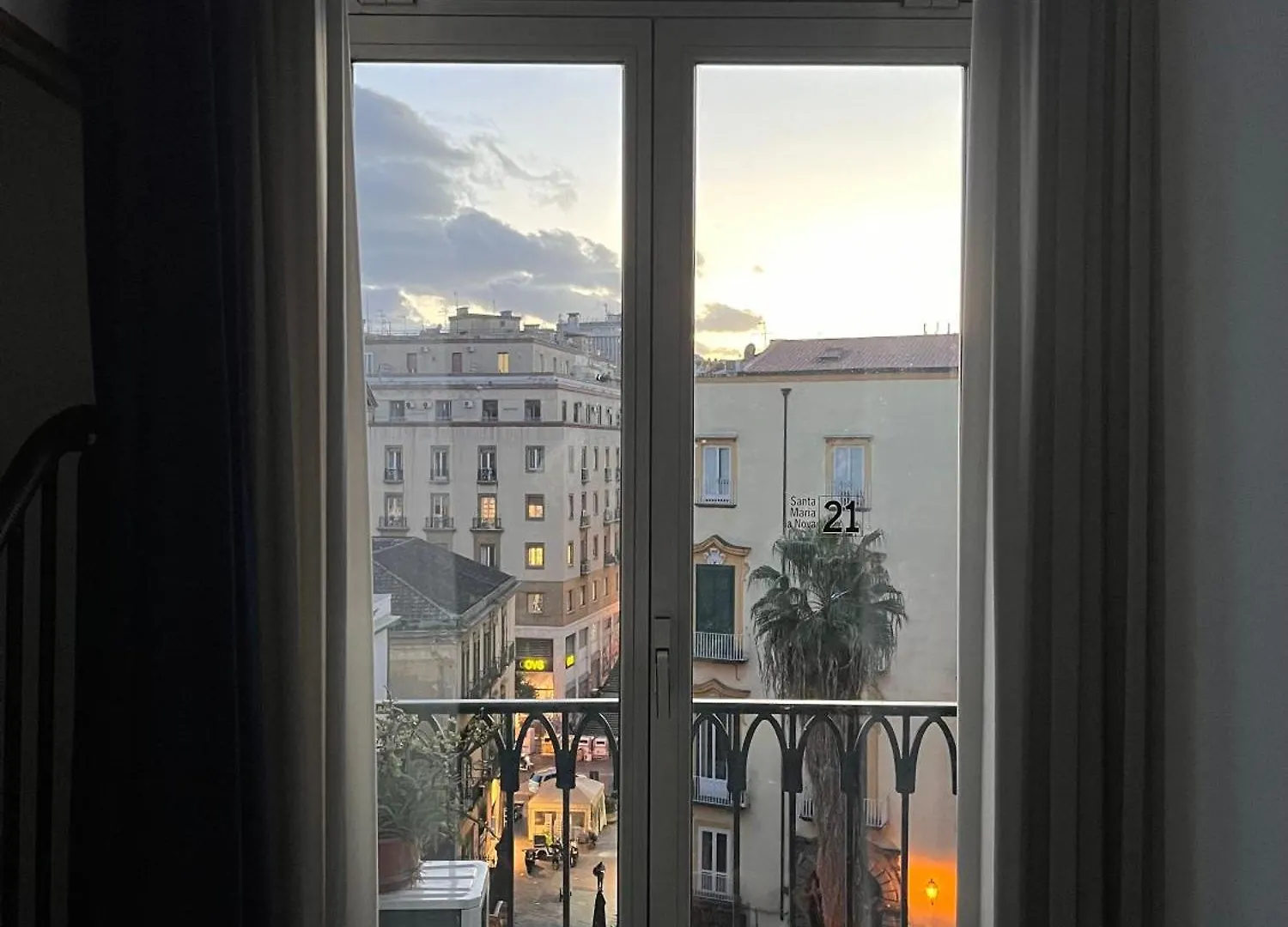 Lanova21 Bed & Breakfast Naples